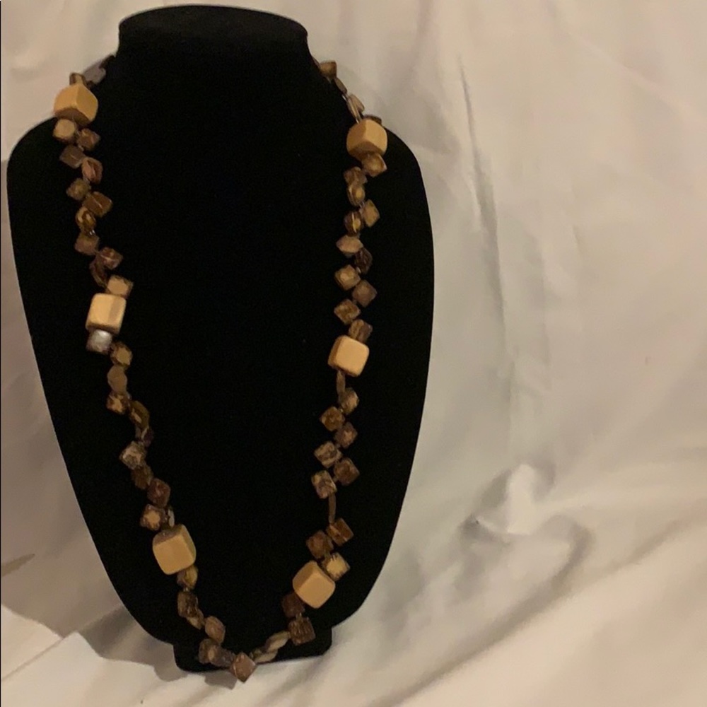 Brown and tan tribal looking necklace